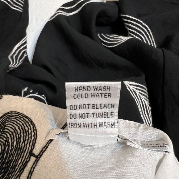 Feratelli Women's Top Block White Embroidered Size Large Rayon Blend Blouse - Picture 5 of 8